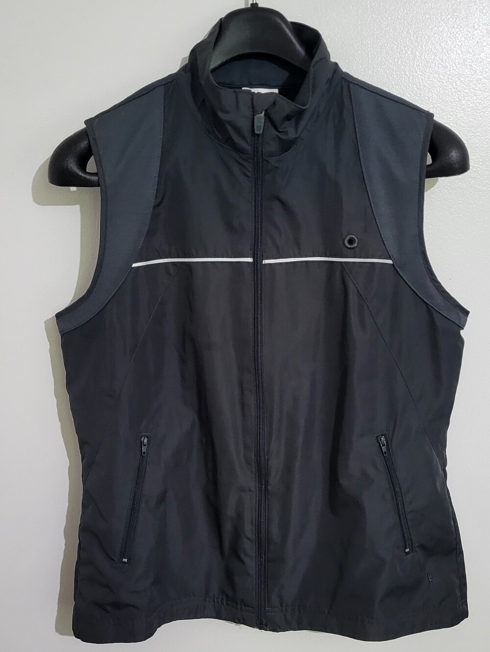 Danskin Sport Grey Activewear Vest Size M